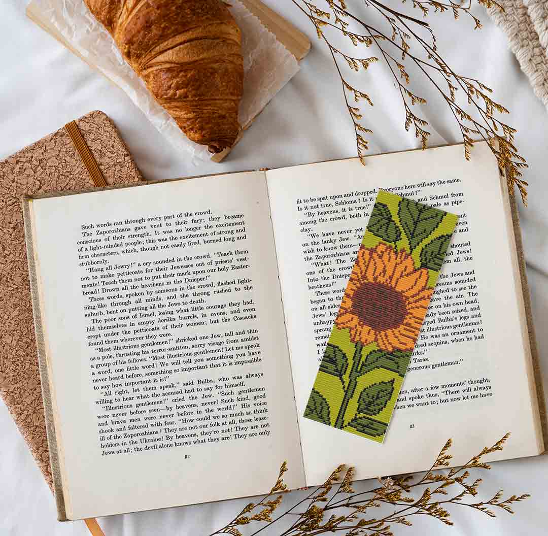 Sunflower Bookmark: Free Printable Counted Cross Stitch Pattern
