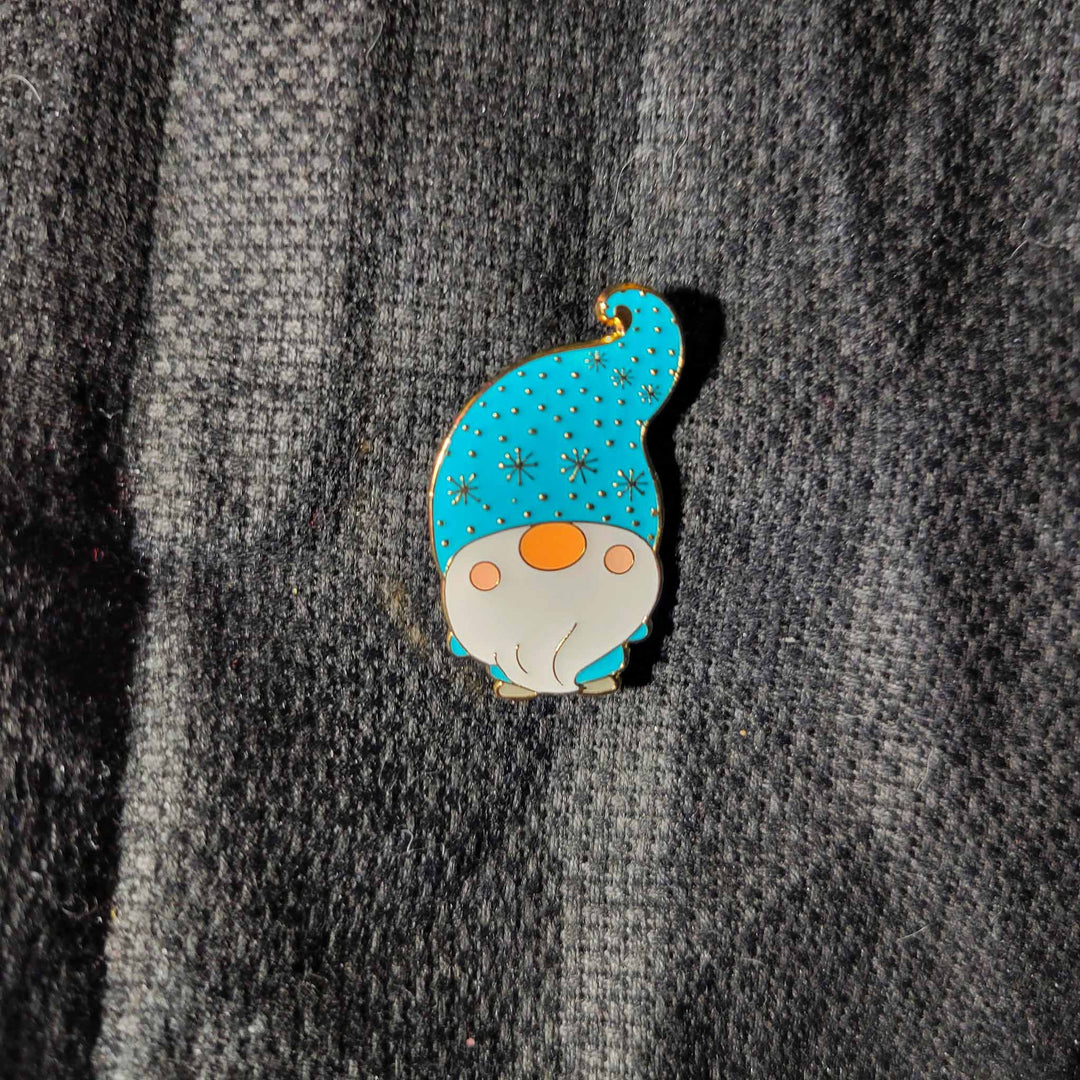 Winter Gnome: Needle Minder