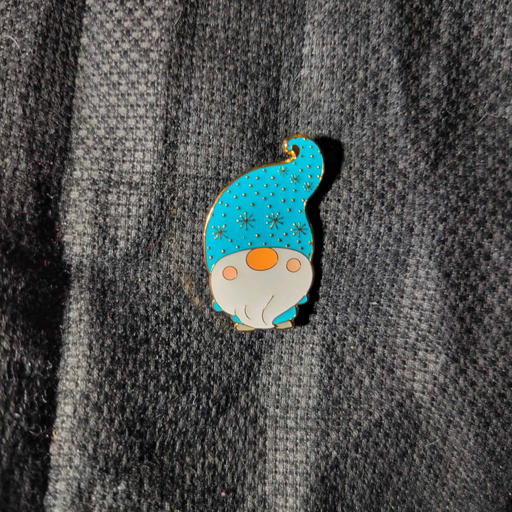 Winter Gnome: Needle Minder